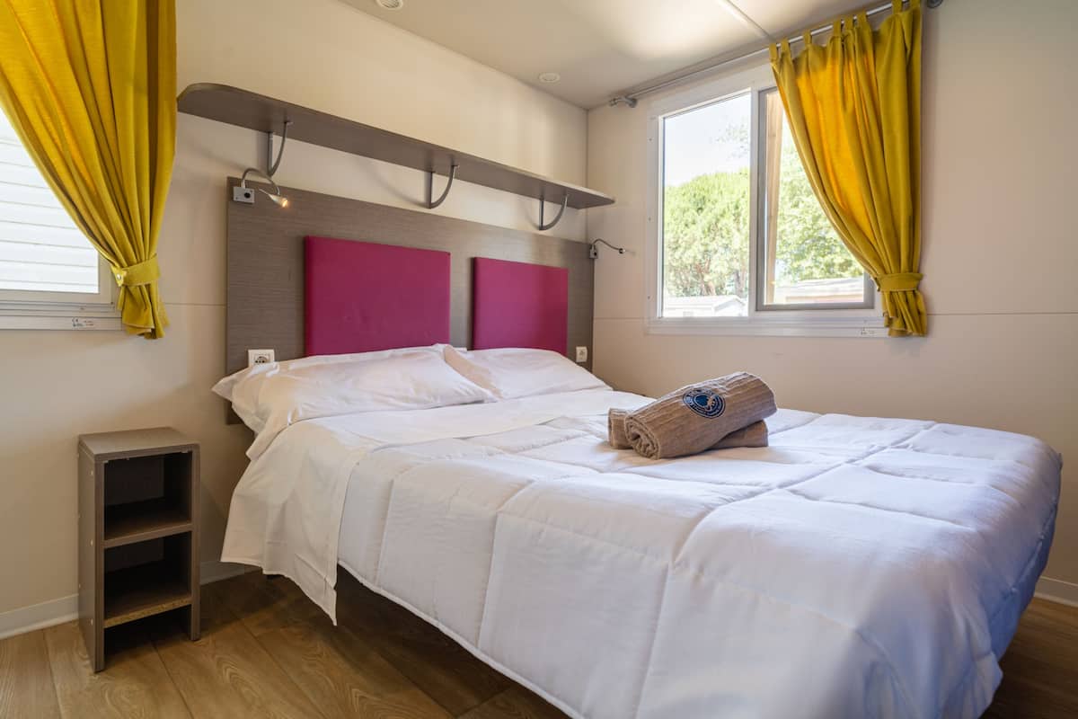Casa mobile Comfort, accessibile ai disabili (Pet Friendly) | 2 bedrooms, blackout curtains