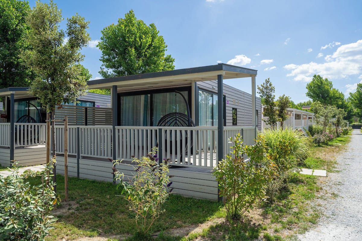 Mobile Home Ălite (Pet Friendly) | Terrasse/Patio