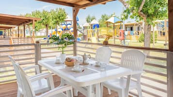 Mobile Comfort-Unterkunft (Pet Friendly) | Terrasse/Patio