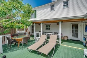 House, 2 Bedrooms | Property grounds - Anchor Inn - Unit 4 2 Bedroom Apts by Redawning (Boca Grande)