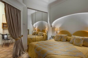 1 bedroom, in-room safe, WiFi, bed sheets - Neapolitan experience (Napoli)