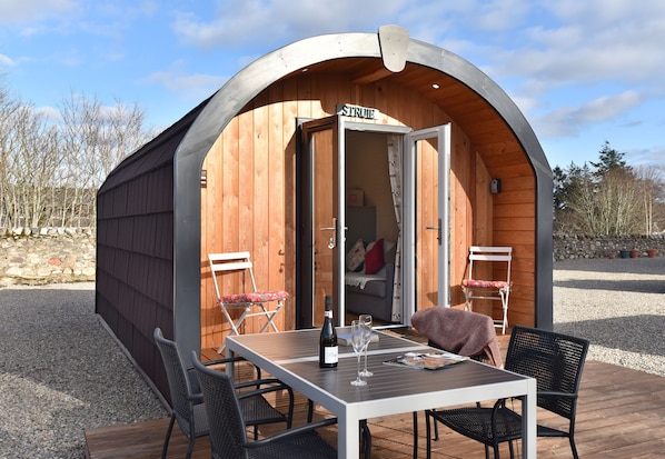 Luxury Cabin | Terrace/patio