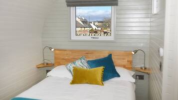 Luxury Cabin | Premium bedding, free WiFi, bed sheets