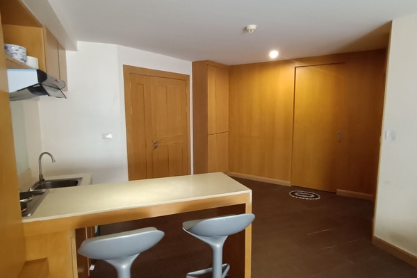 spacious living area