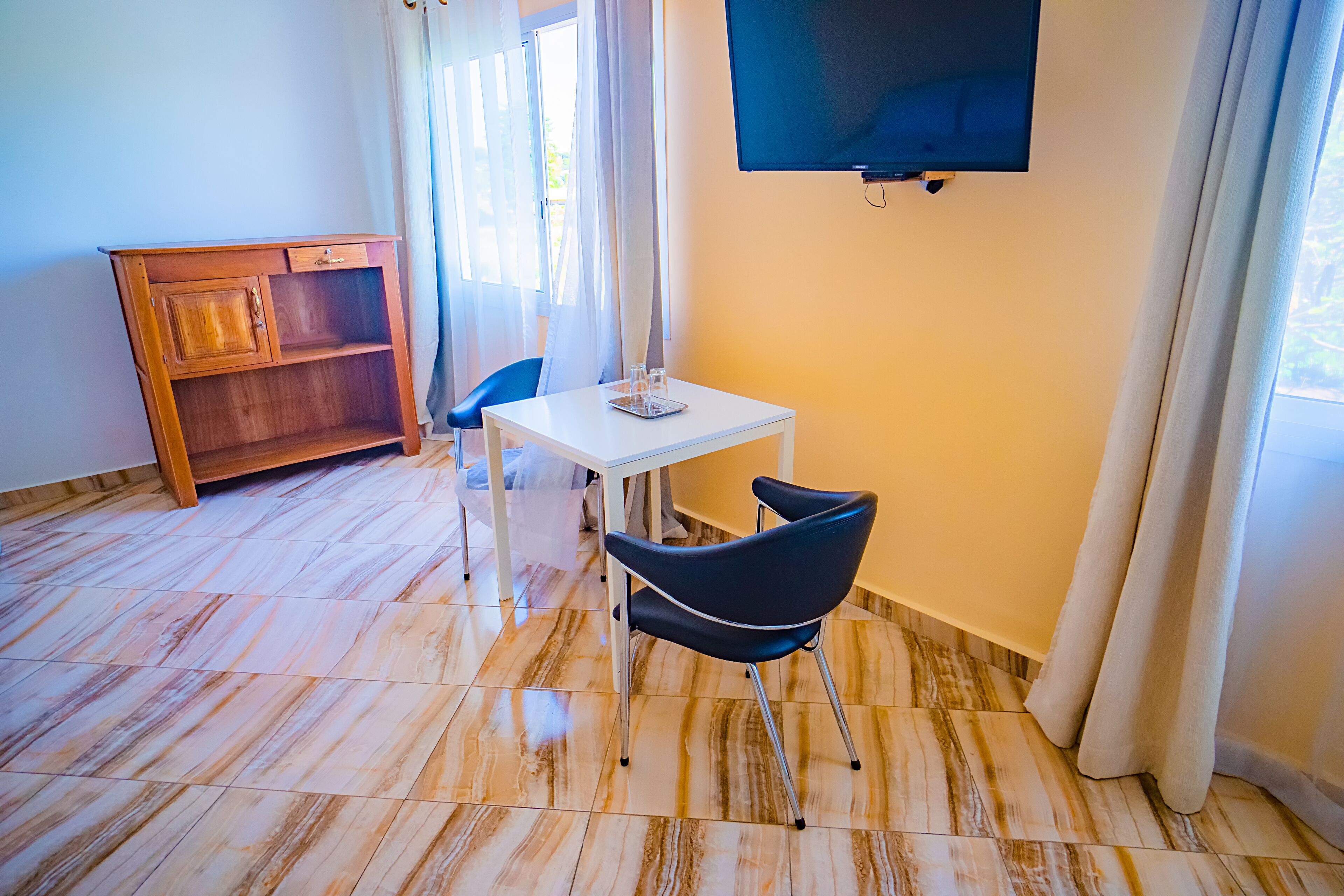 Familien-Vierbettzimmer | Bettwäsche aus ägyptischer Baumwolle, hochwertige Bettwaren, Zimmersafe
