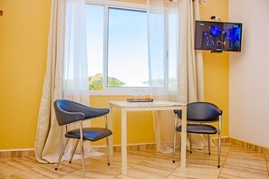 Chambre Double Classique | Coin séjour