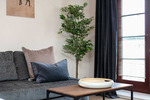 Elliot Suite No7 - Donnini Apartments