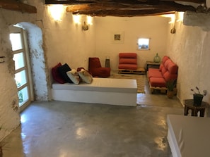 Télévision, cheminée