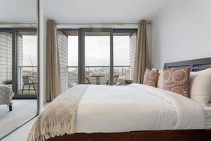 1 habitación, tabla de planchar con plancha, wifi gratis y ropa de cama 
