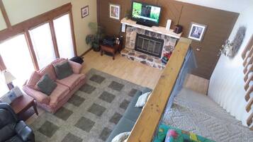 House | Living room | TV, fireplace