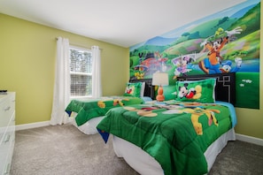 4 bedrooms, free WiFi - Champions Gate 870 - 4 Bedroom Townhome w Private Splash Pool (Davenport)