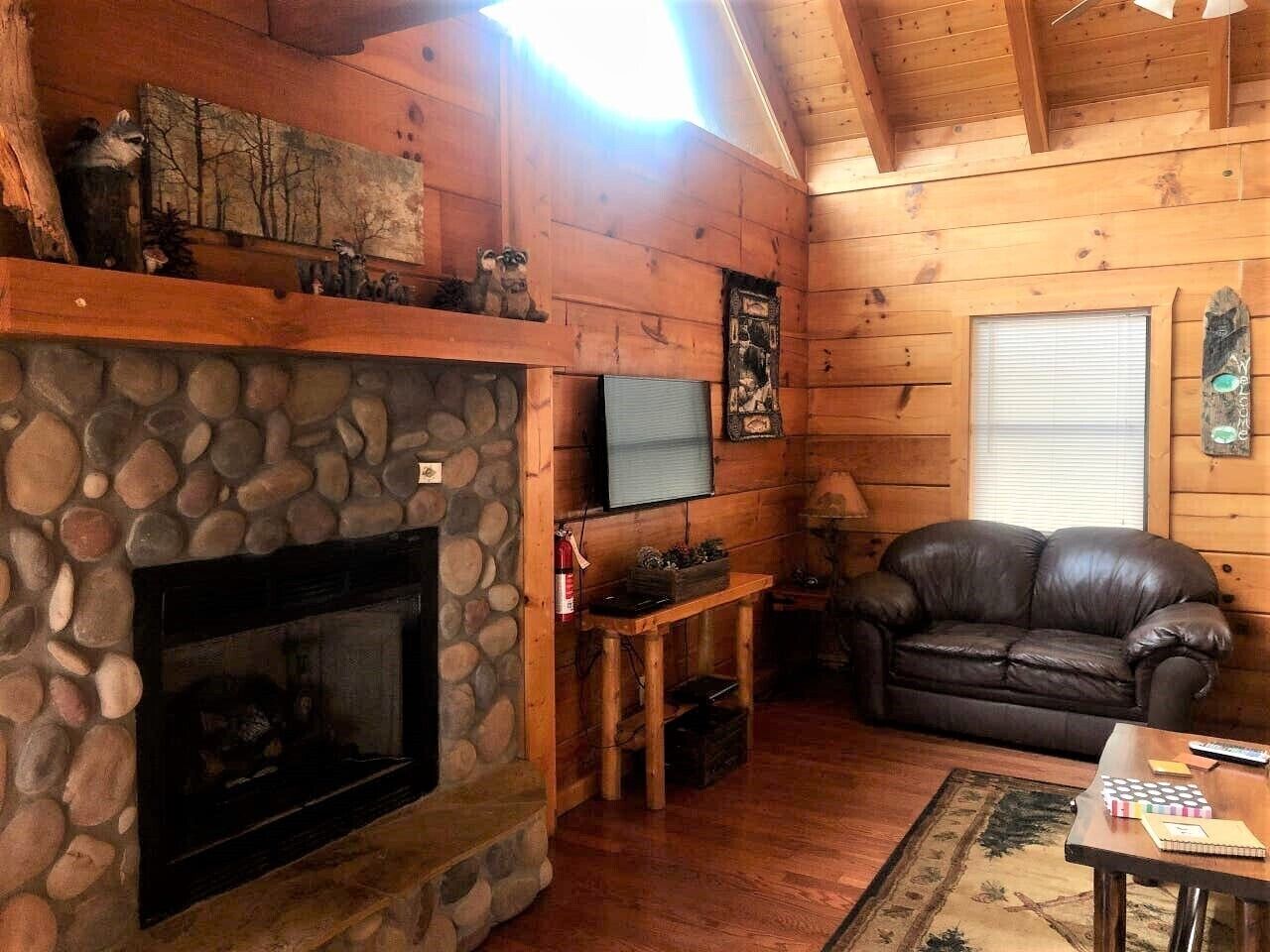 Raccoon Ridge Getaway