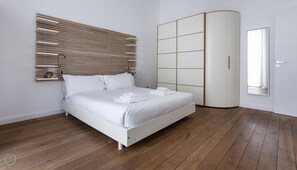 Apartment (1 Bedroom) | Interior