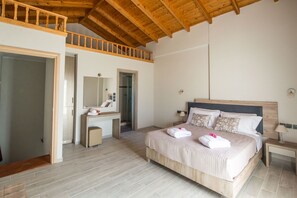 2 bedrooms, in-room safe, travel cot, free WiFi