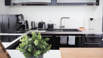 Microwave, oven, stovetop, dishwasher