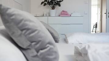 2 Schlafzimmer, Reisekinderbett, WLAN, Bettwäsche