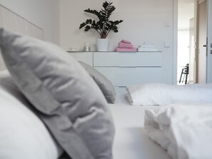 2 Schlafzimmer, Reisekinderbett, WLAN, Bettwäsche