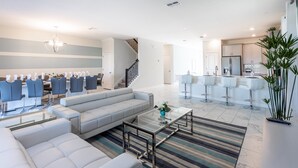 House, Multiple Beds, Private Pool | Living room