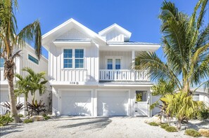 Exterior - Fishful Thinking (Holmes Beach)