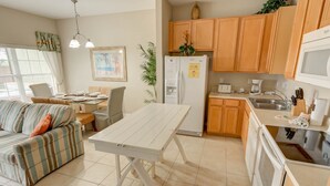 Unclassified image, 3 of 19, button - Lovely 4Bd TH Hot Tub Coral Cay-2412cc (Kissimmee)