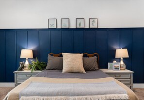 5 habitaciones, tabla de planchar con plancha y wifi