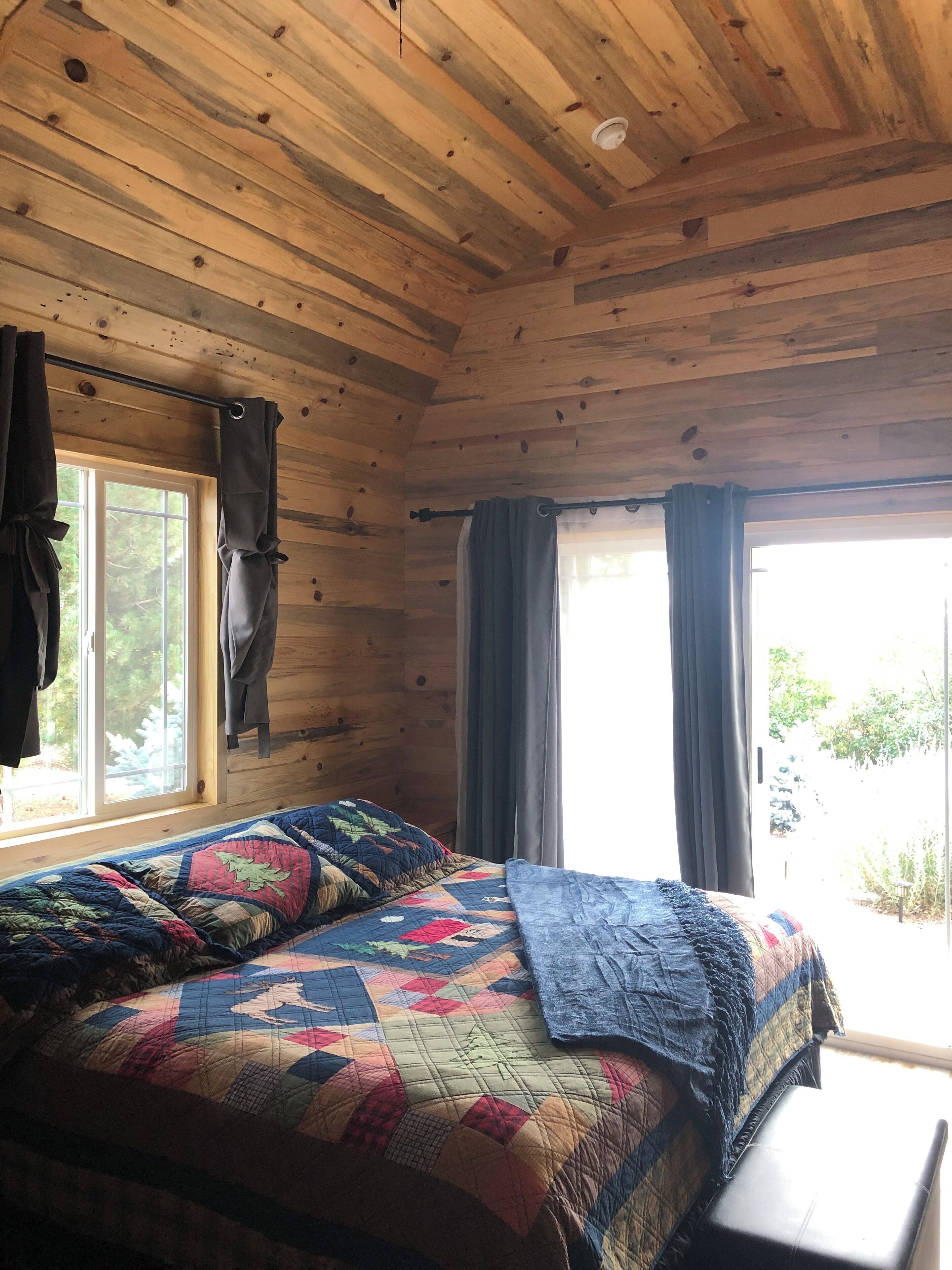 1 soverom, strykejern/-brett, reiseseng for barn og wi-fi (inkludert)