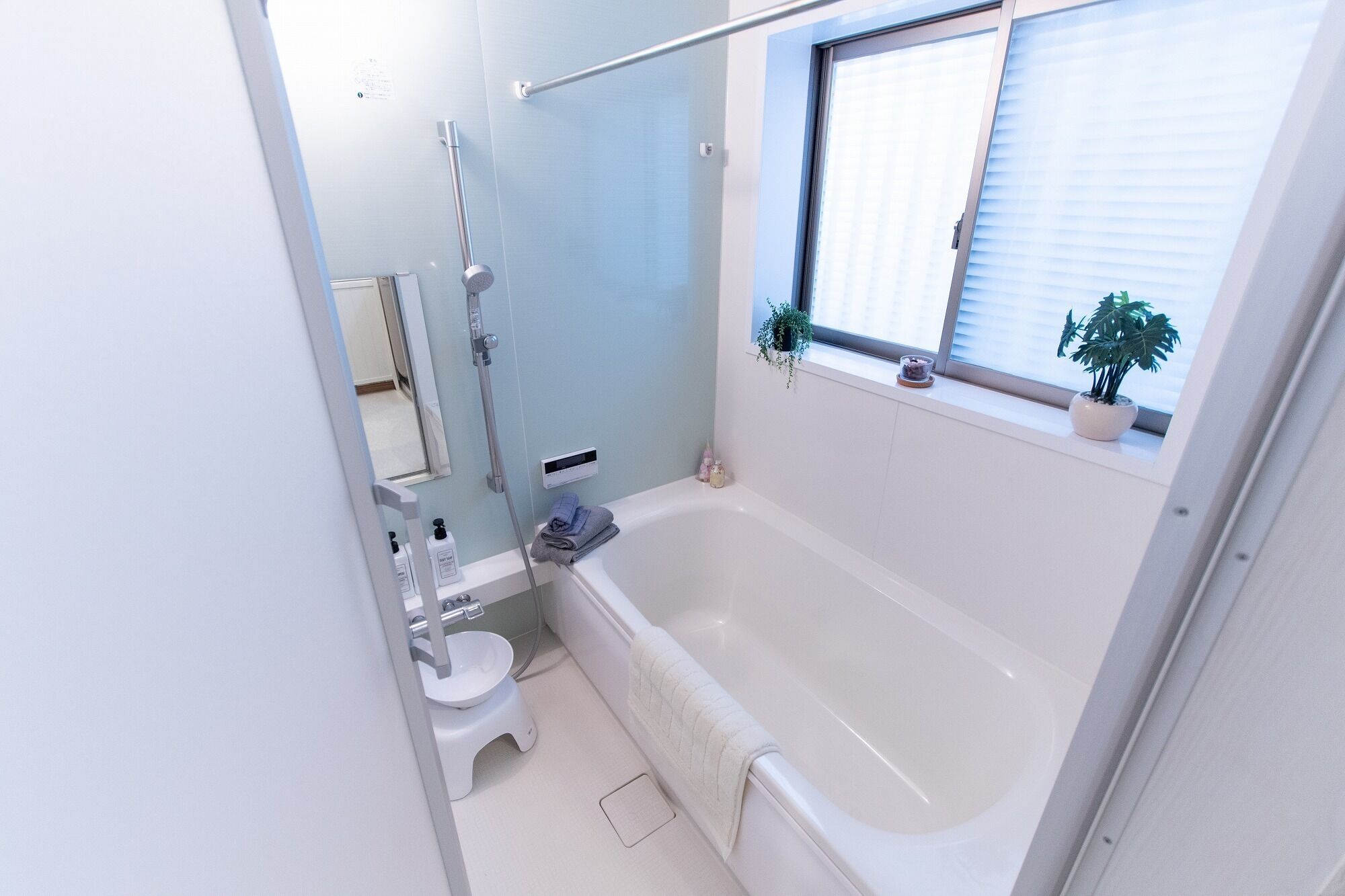 Private Vacation Home | Bathroom | Separate tub and shower, free toiletries, hair dryer, slippers