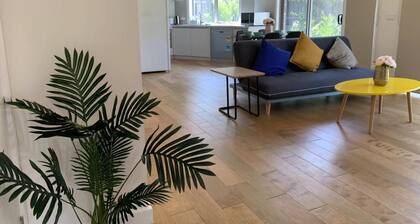 Delicate Bundoora townhouse 10