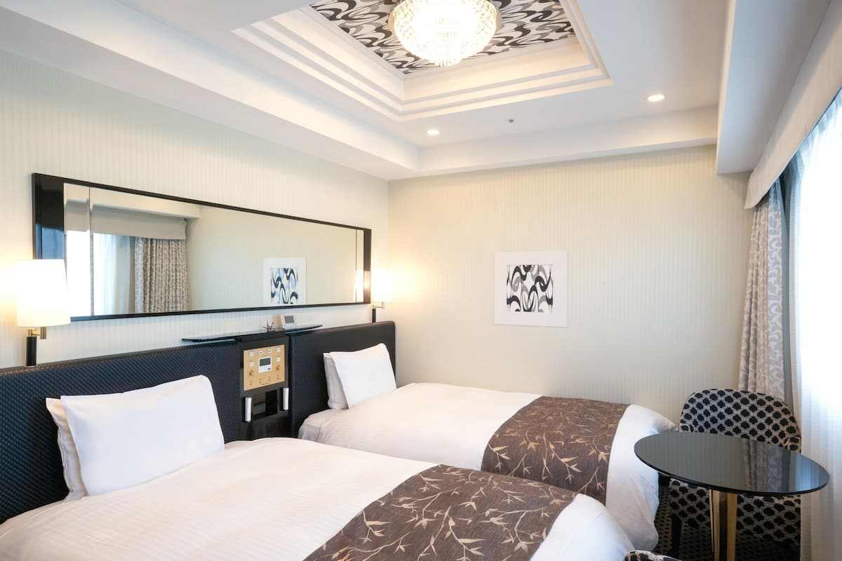 Habitación Deluxe con 2 camas individuales, no fumadores | Edredones de plumas, escritorio, wifi gratis y ropa de cama