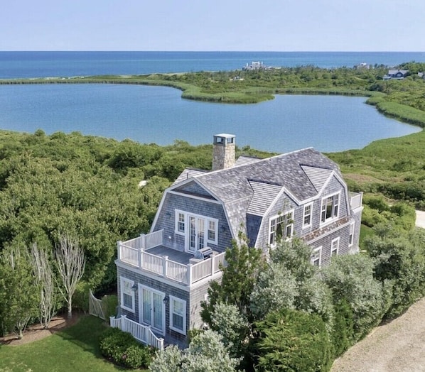 Exterior - Adorable Cliffside Home with Breathtaking Views (Nantucket)