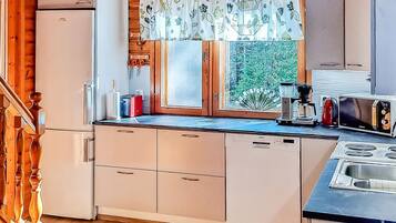 Réfrigérateur, micro-ondes, lave-vaisselle