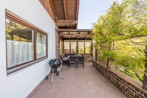 Apartamento "Julia" con vistas al lago, vistas a la montaña, Wi-Fi, jardín y terraza