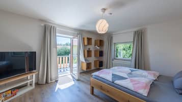 1 多间卧室、免费 WiFi、床单