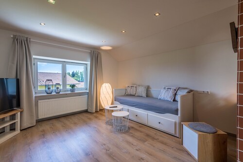 Modern Apartment "Linde" with Lake View, Mountain View, Garden & Terrace