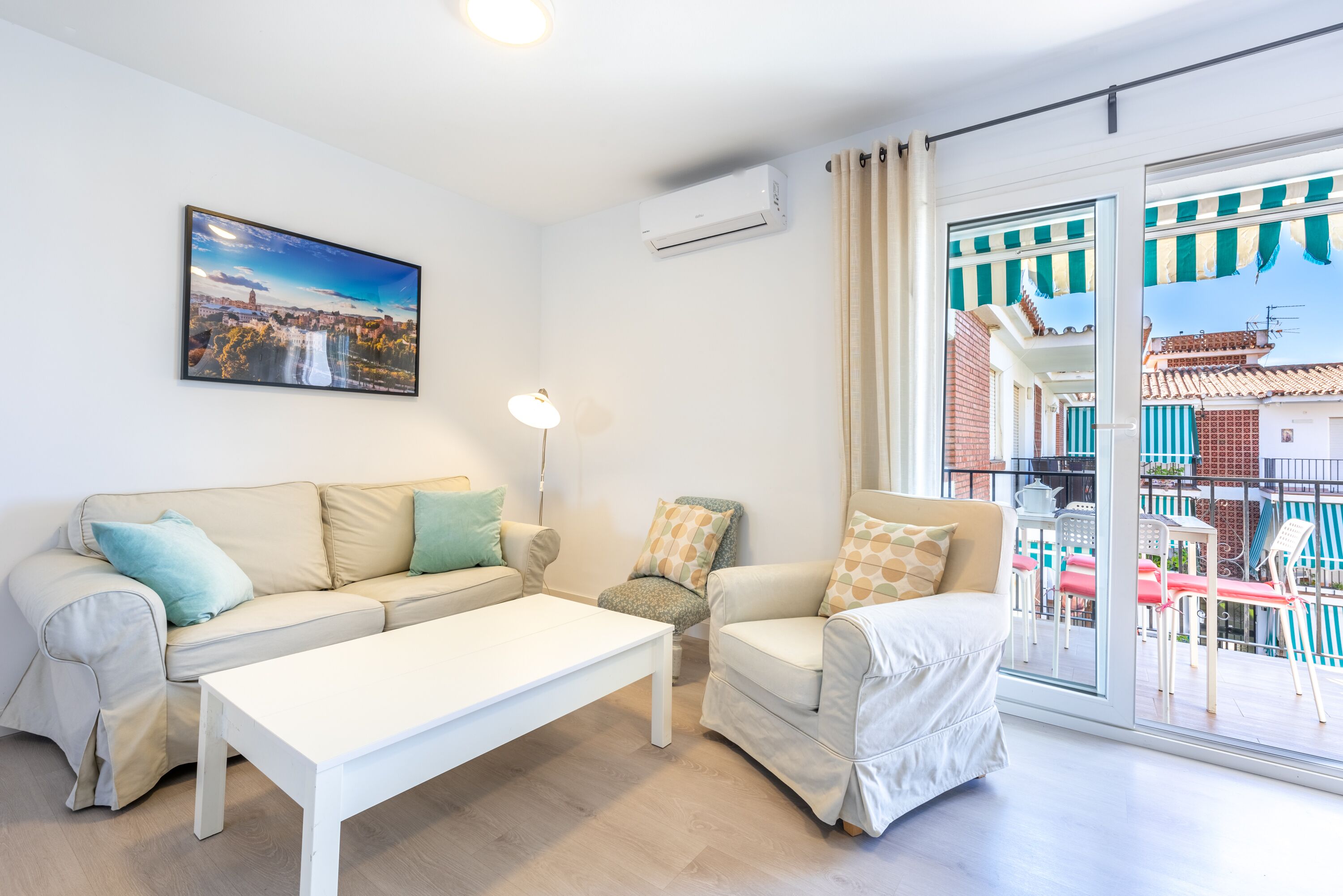Modern Holiday Apartment Apartamento Alborán Playa with Air Conditioning, Wi-Fi & Terrace; Parking Available