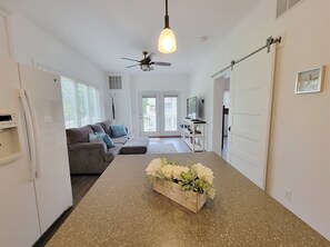 House | Exterior - Sunriver #1P (Ottawa)