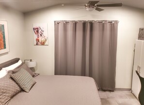 1 bedroom, WiFi, bed sheets - ►New modern pet friendly studio with private entrance near Old Town (Scottsdale)