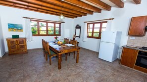 Dining - Charming Villa, Private Pool, Hot Tub, Sea Views close to the Pretty Fishing Harbour at Pomos! (Pomos)