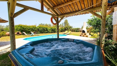 Charming Villa, Private Pool, Hot Tub, Sea Views close to the Pretty Fishing Harbour at Pomos!