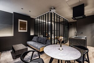 Quarto, para não fumantes (Seed Haus 301) | Cofres nos quartos, escrivaninha, Wi-Fi de cortesia