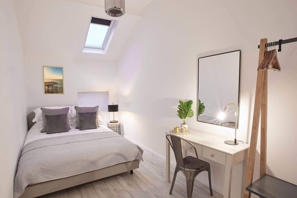 2 camere, ferro/asse da stiro, Wi-Fi gratuito, lenzuola