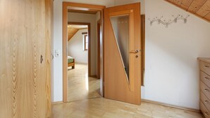 2 bedrooms, bed sheets - Alluring Apartment in Unterweißenbach With Sauna (Unterweissenbach)
