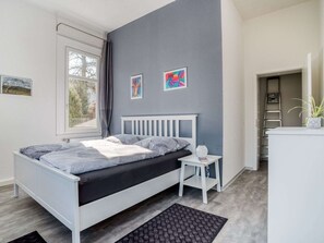 Apartment | 2 bedrooms, individually furnished