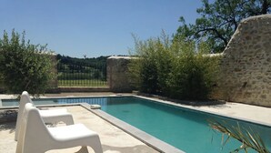 Alberca al aire libre 
