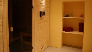 Spa treatment - Enticing Apartment in Georgenthal With Sauna (Georgenthal)