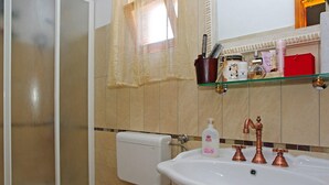 Ferienhaus | Badezimmer | Dusche