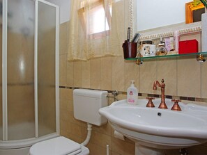 House | Bathroom | Shower - Enticing Holiday Home in Korčula near Seabeach  (Vela Luka)
