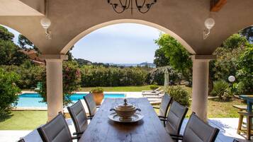 Villa | Balcony