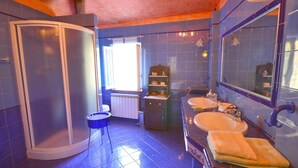 Unclassified image, 4 of 27, button - Charming Mansion in Casoli di Camaiore Near Forest (Camaiore)