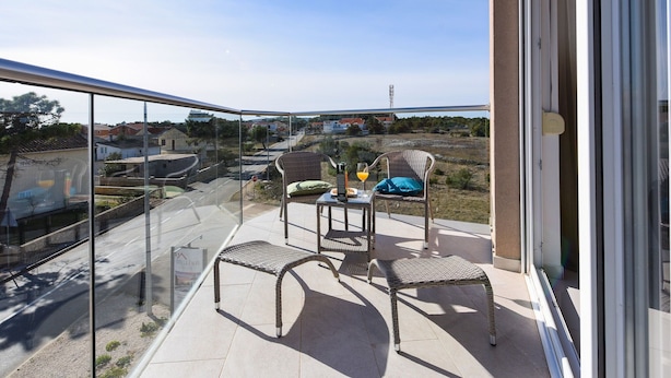 Balcony - Alluring Apartment in Vir With Sea Nearby (Vir)